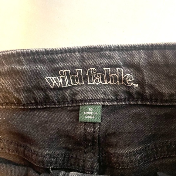 Wild Fable Black Distressed Denim Mini Skirt Edgy Y2K Size 10 - Picture 4 of 9